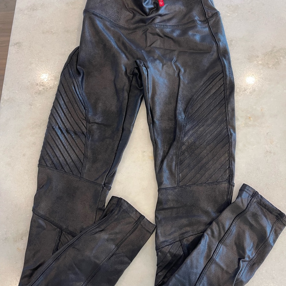 SPANX Shiny Black Leggings